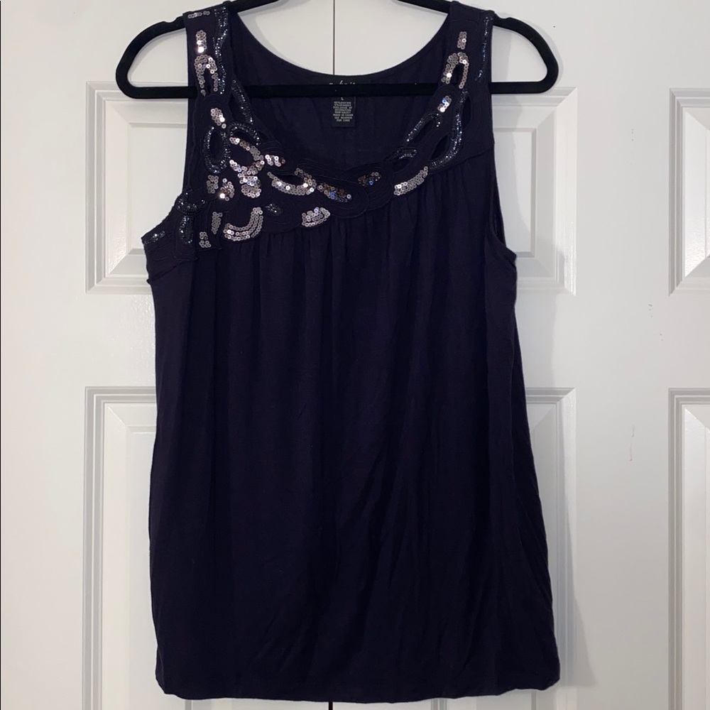 U-knit Sleeveless Shirt Size Large Black Macy’s Scoop Neck Pullover